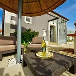 Villa Tara